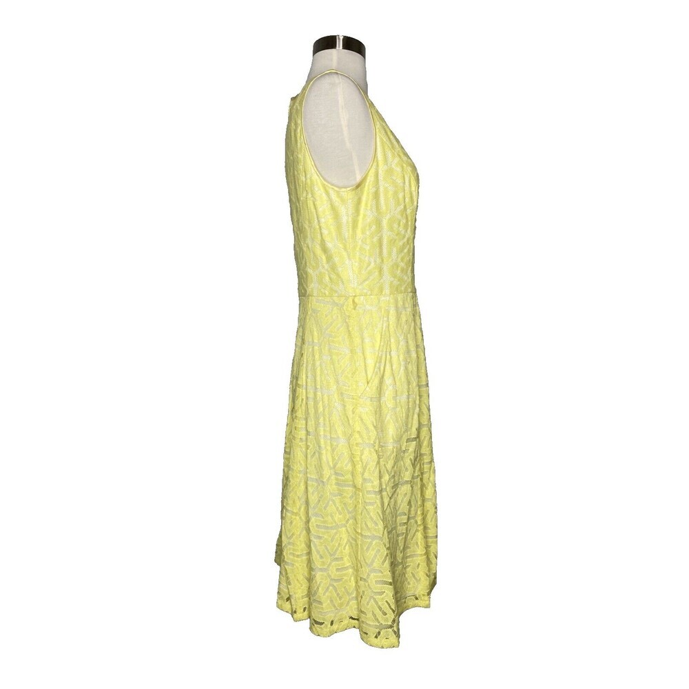 Adrianna Papell Dress Women Size 8 Yellow Lace Fit Flare Pockets Knee Length - Picture 2 of 11